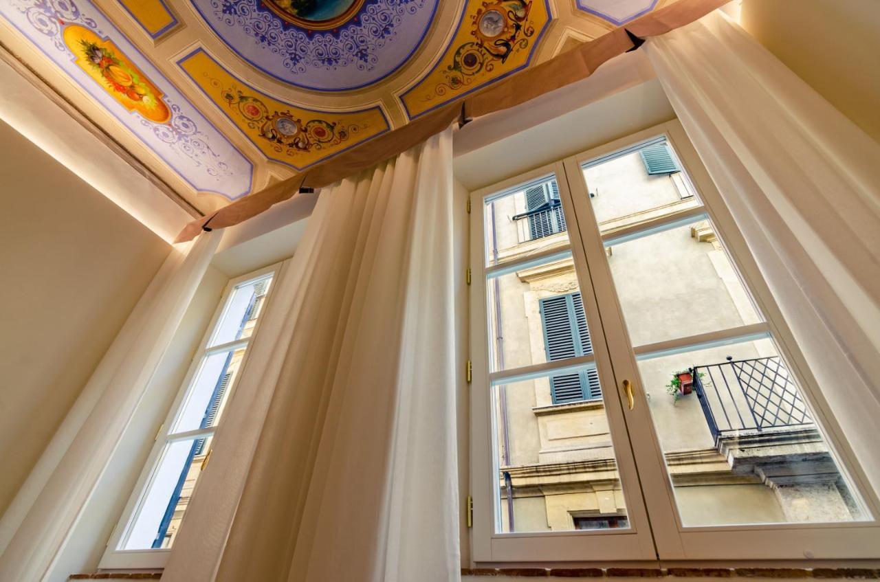 Superior Triple Room with Street View,1008671053:JPEG