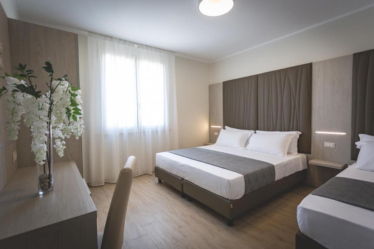 Superior Triple Room,1010828680:JPEG