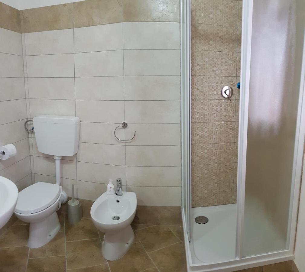 Single Room Private Bathroom,1033093496:JPEG
