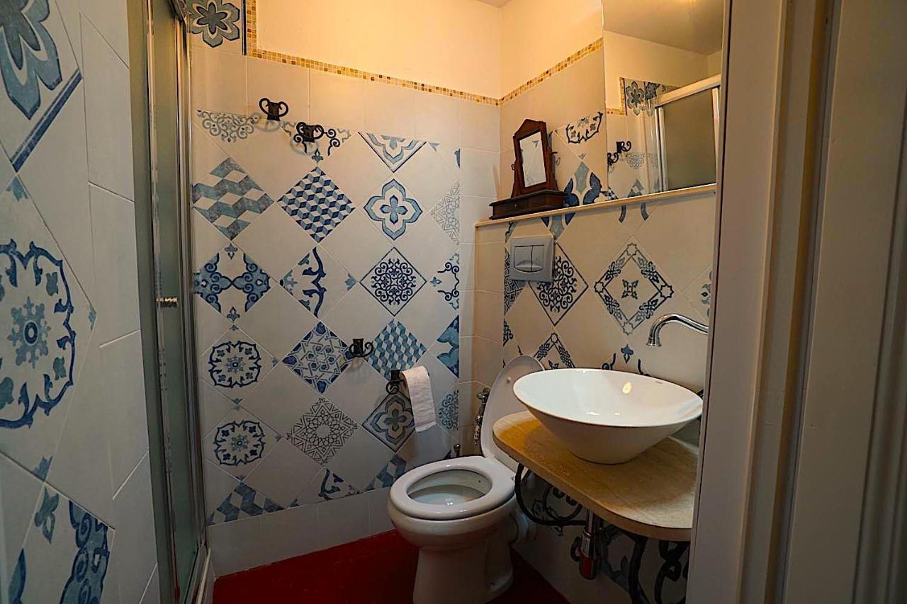 Double Room Private Bathroom,1042724296:JPEG