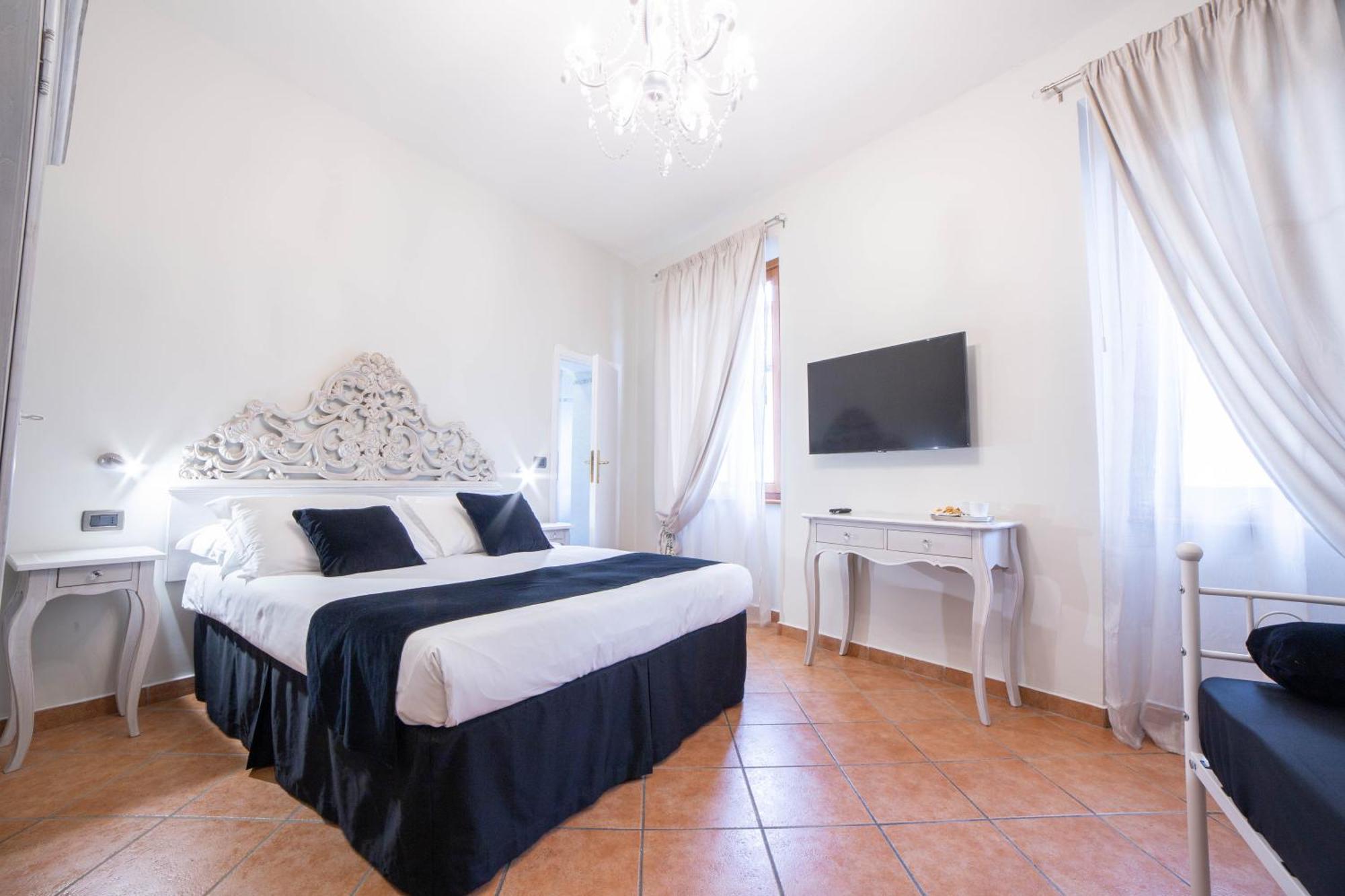 Superior Triple Room