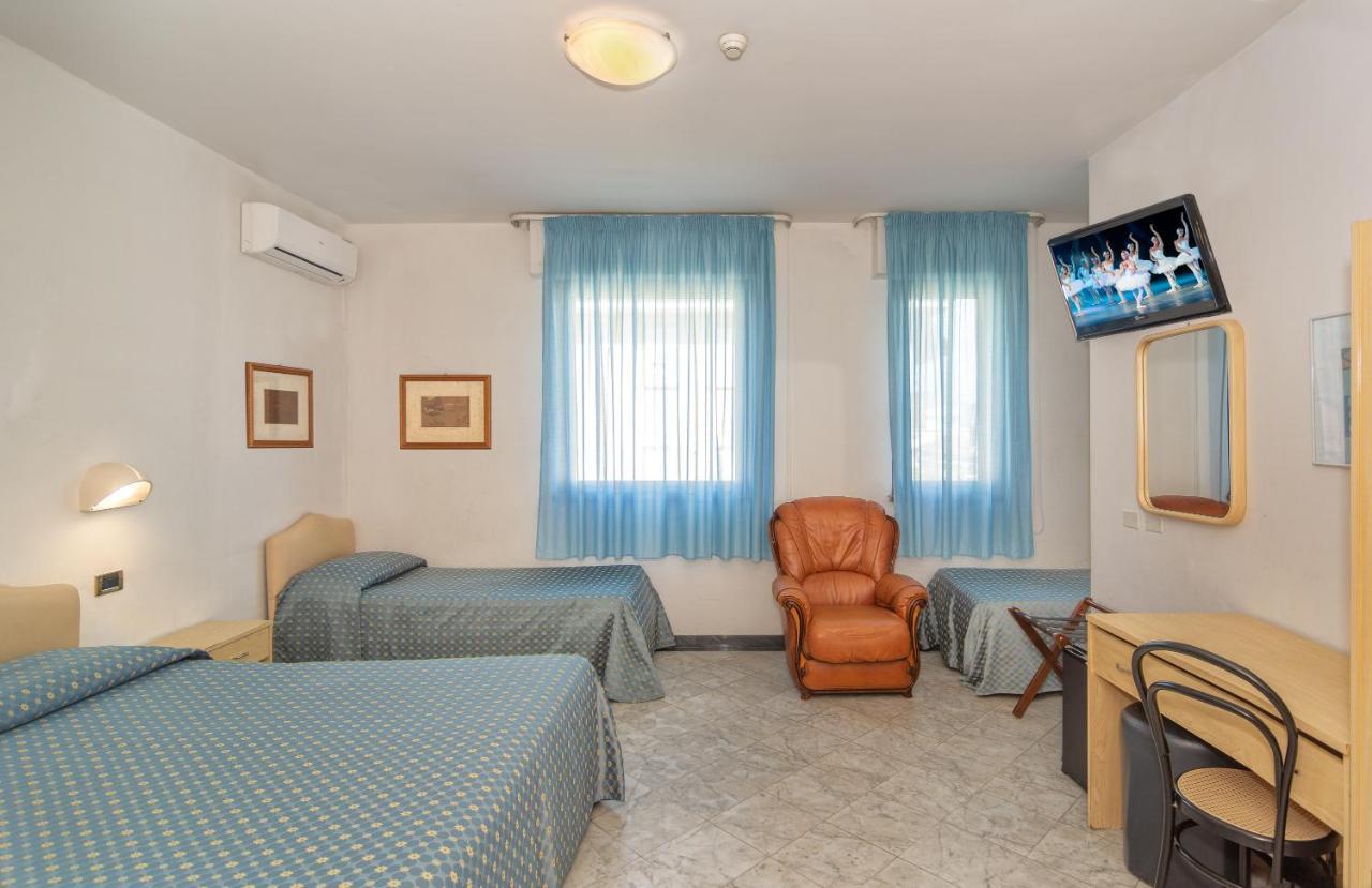Quadruple Room,1088503255:JPEG