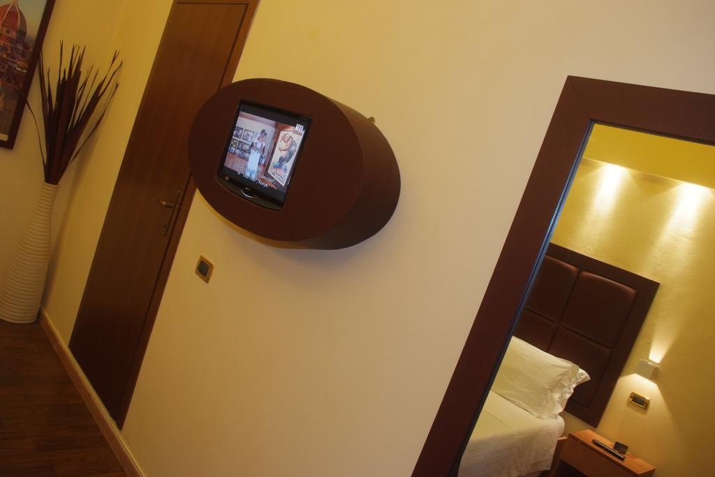 Double Room,110168880:JPEG