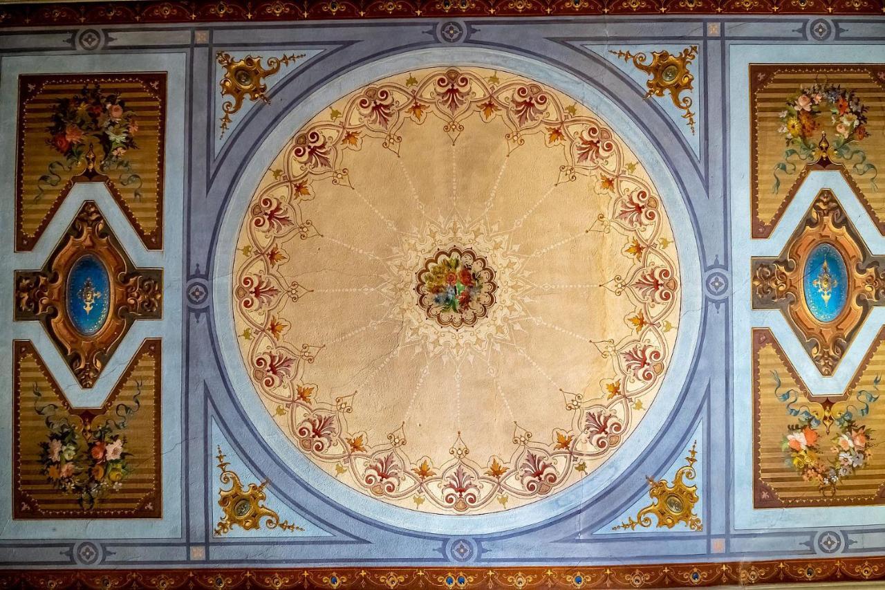 Apartment 2 bedrooms view of the Dome of the Cathedral