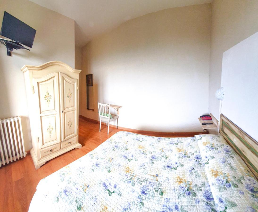 Small Double or Twin Room,1668046104:JPEG