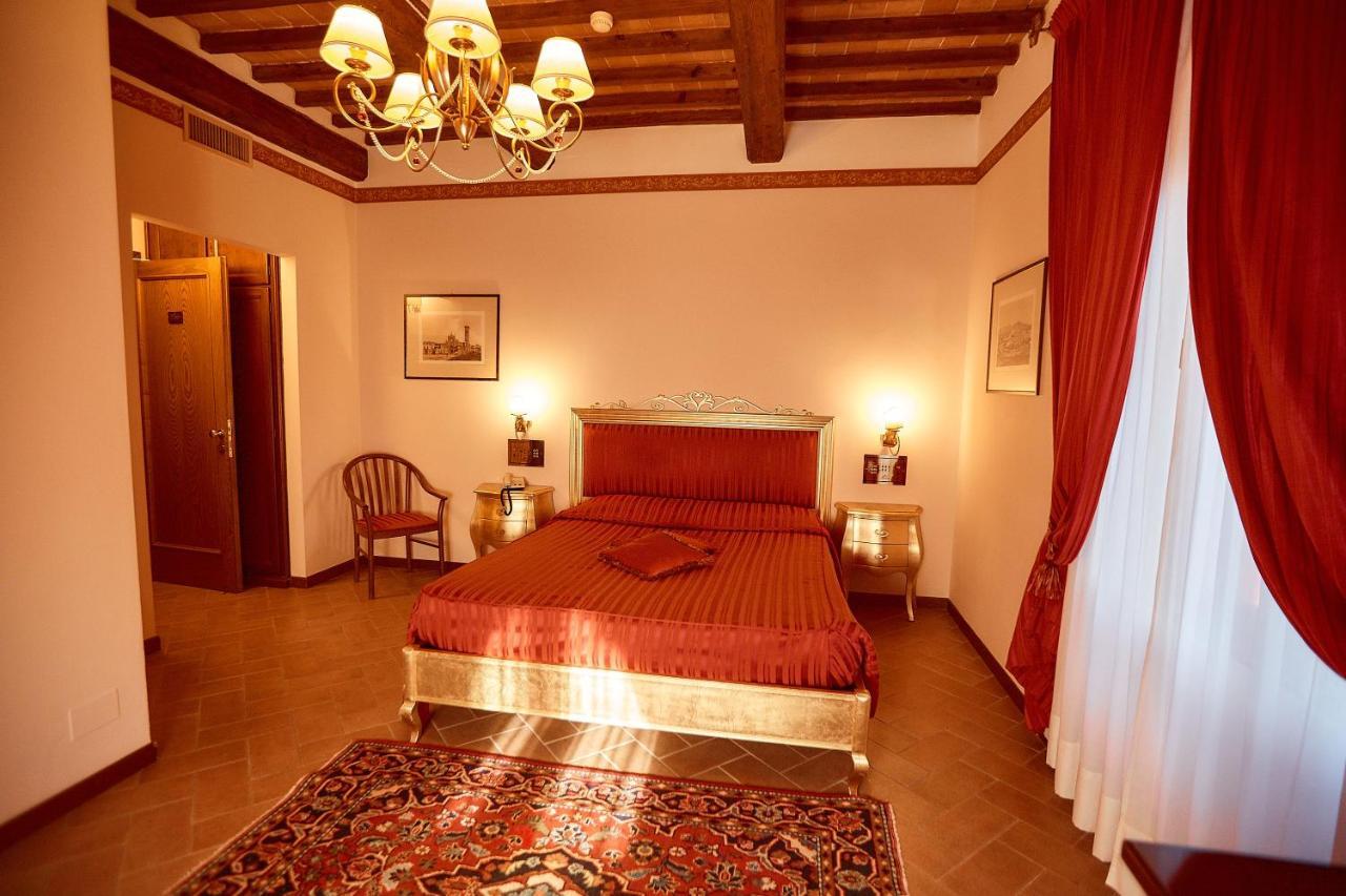 Double Room,1589272131:JPEG