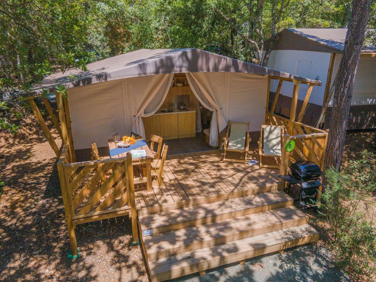 Tent,1125761907:JPEG