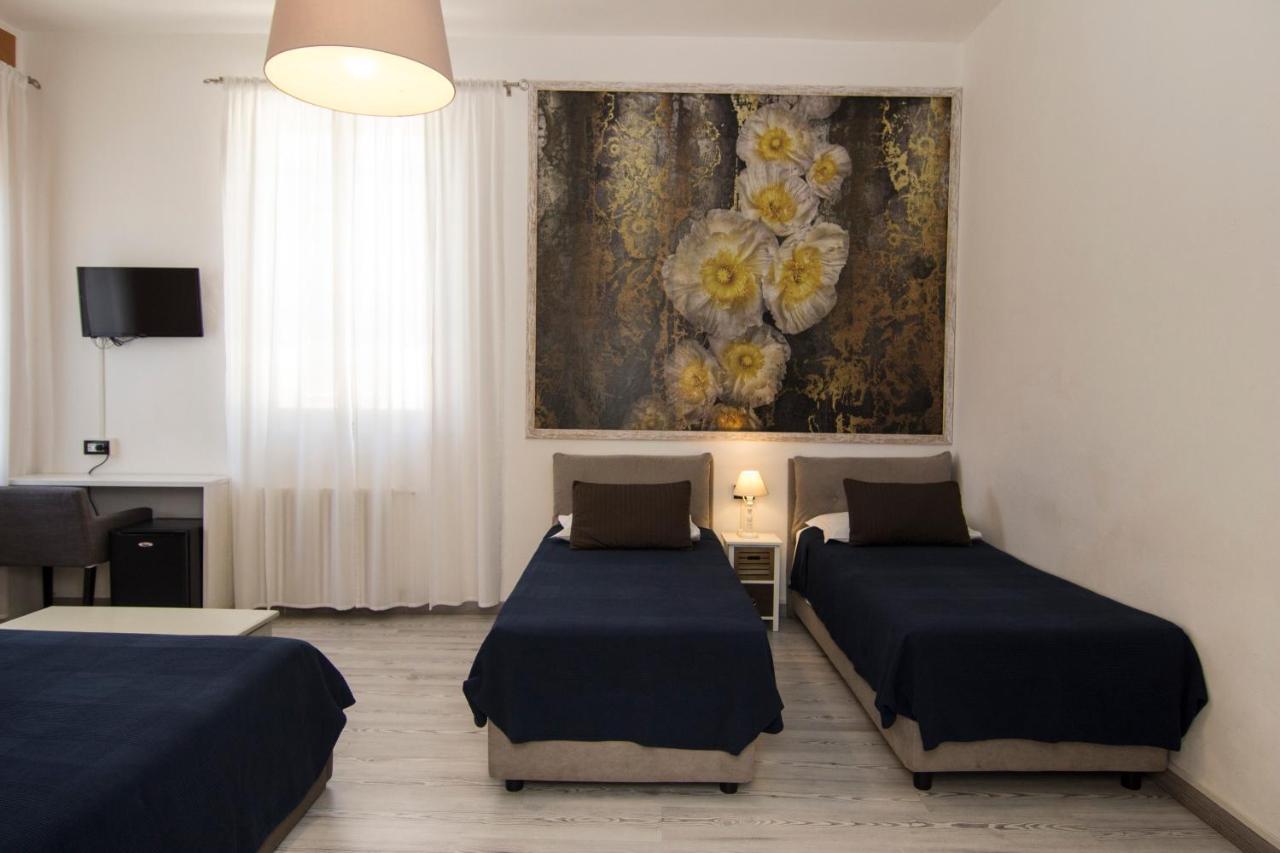 Classic Quadruple Room,1131479421:JPEG