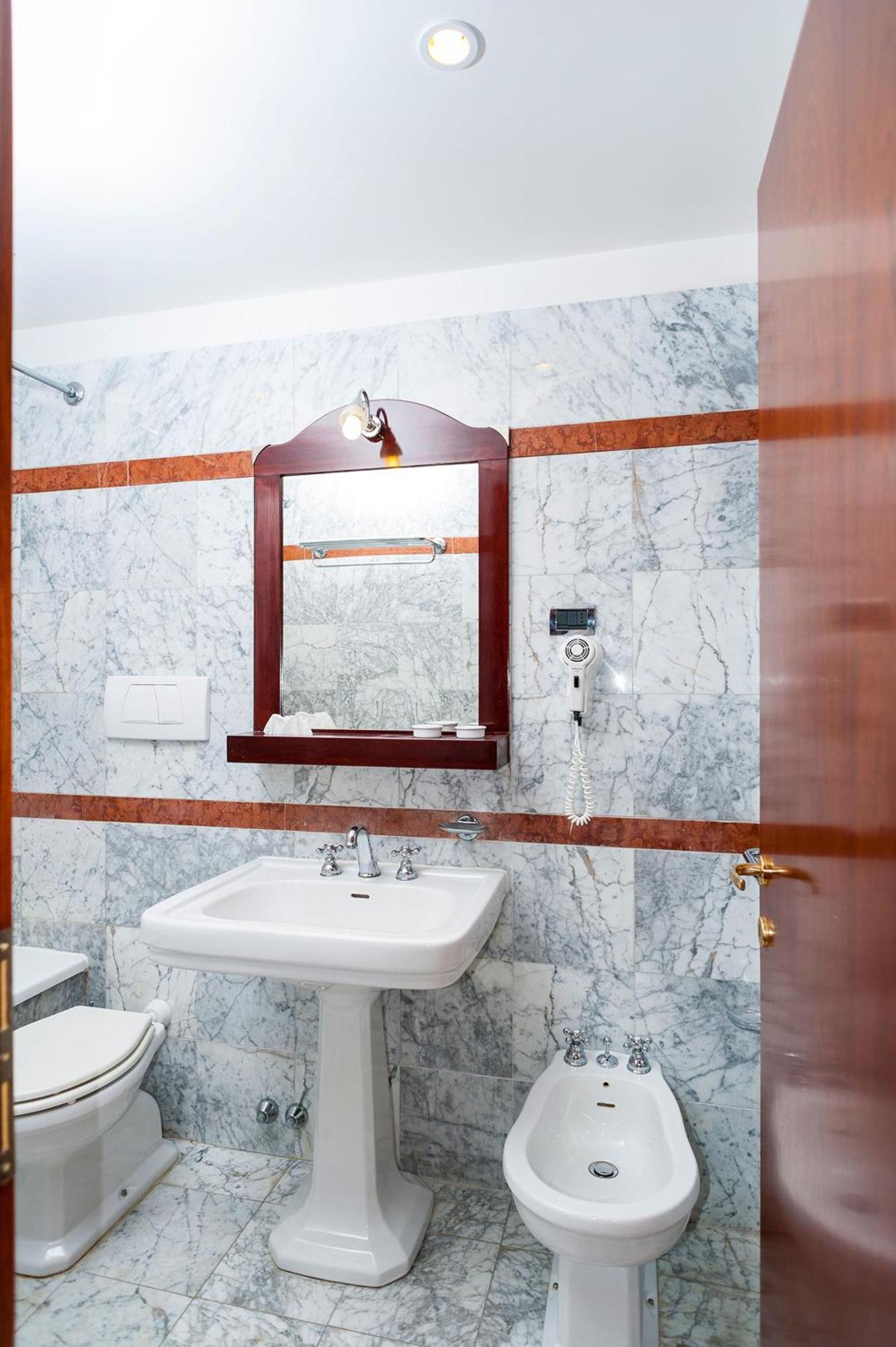 Comfort Room Spa Access