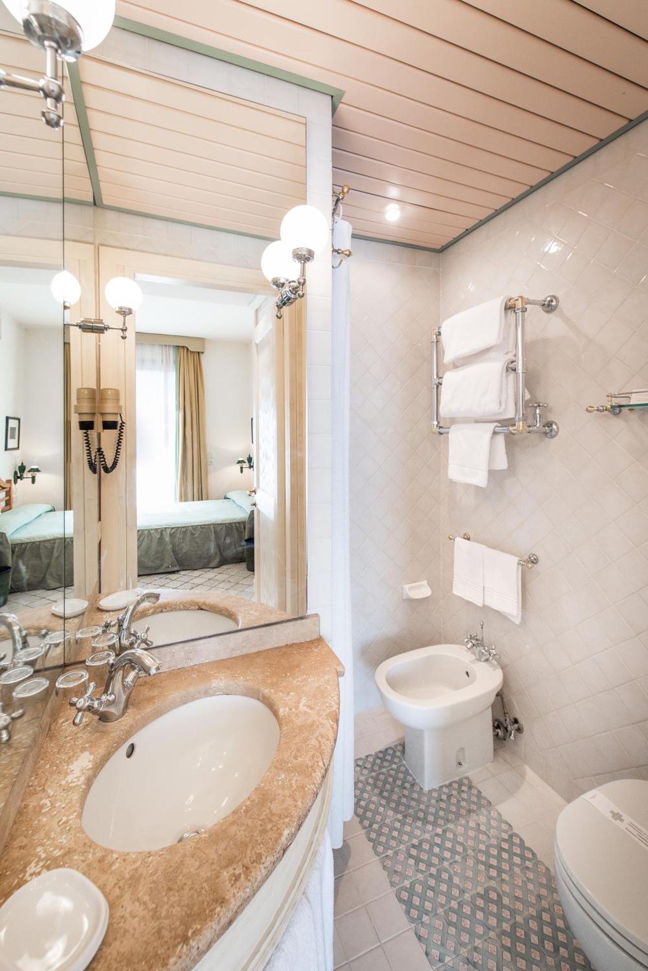 Smart Double or Twin Room