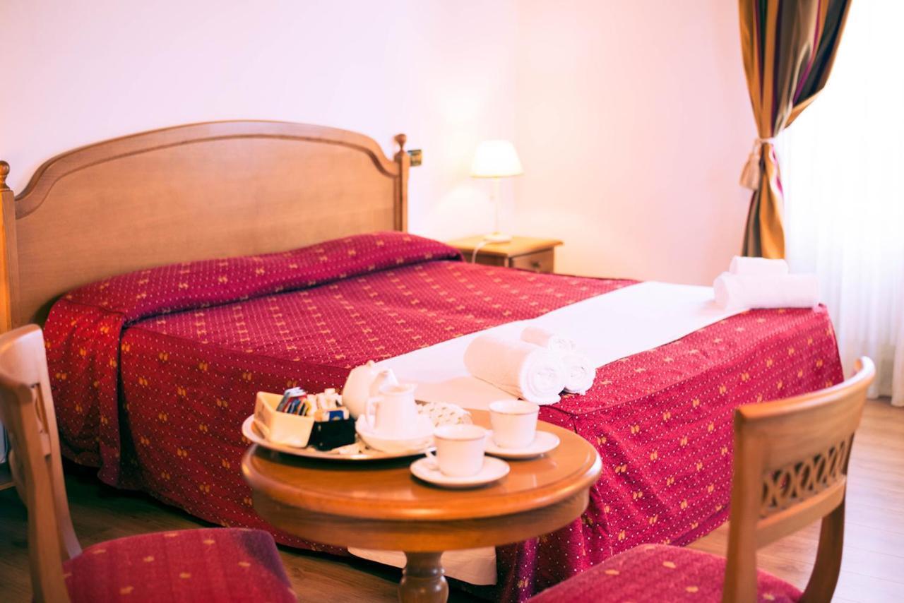 Double Room,1152796317:JPEG