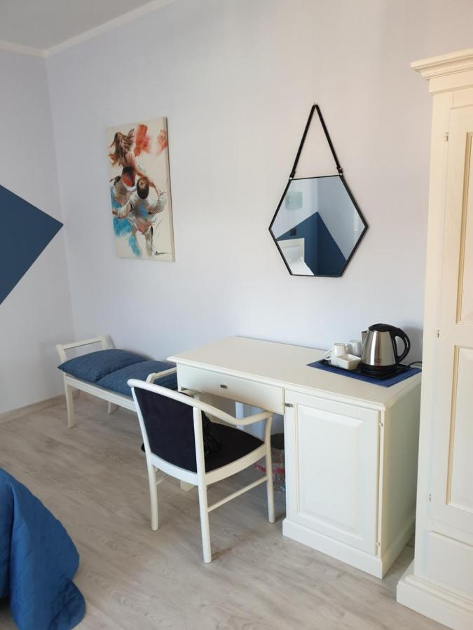 Standard Double or Twin Room,1157218998:JPEG
