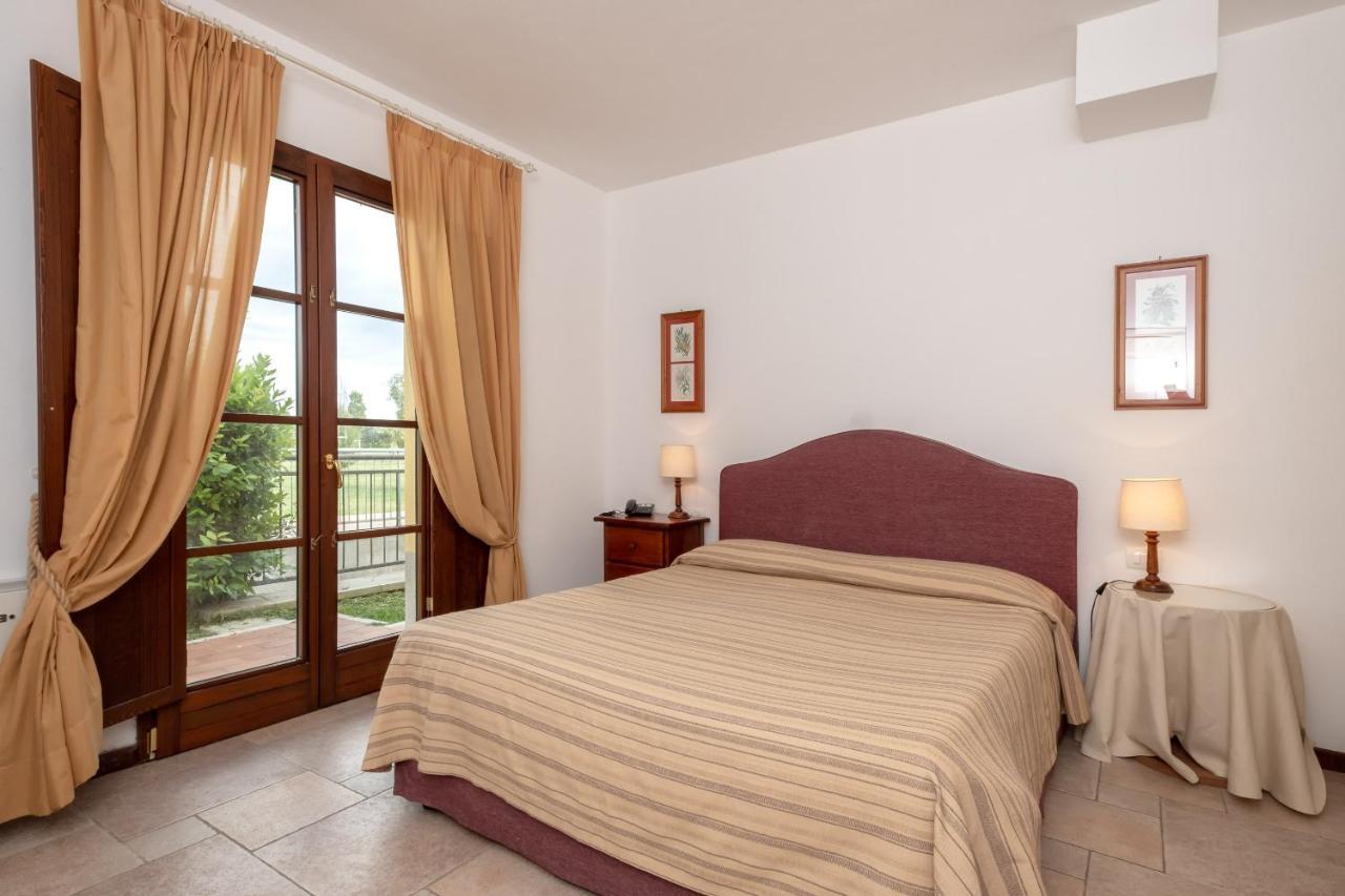 Superior One-Bedroom Apartment,846283676:JPEG