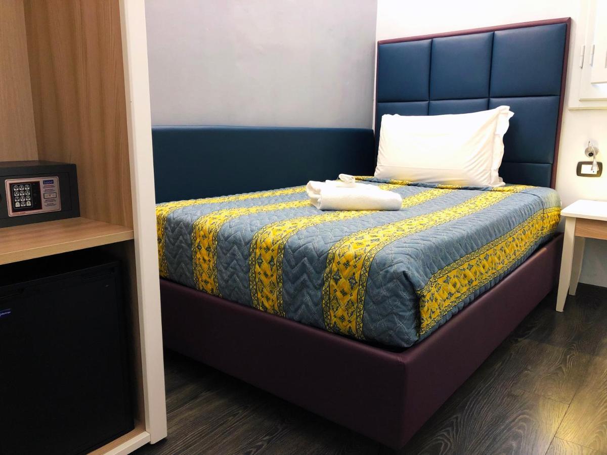 Single Room,1169248291:JPEG