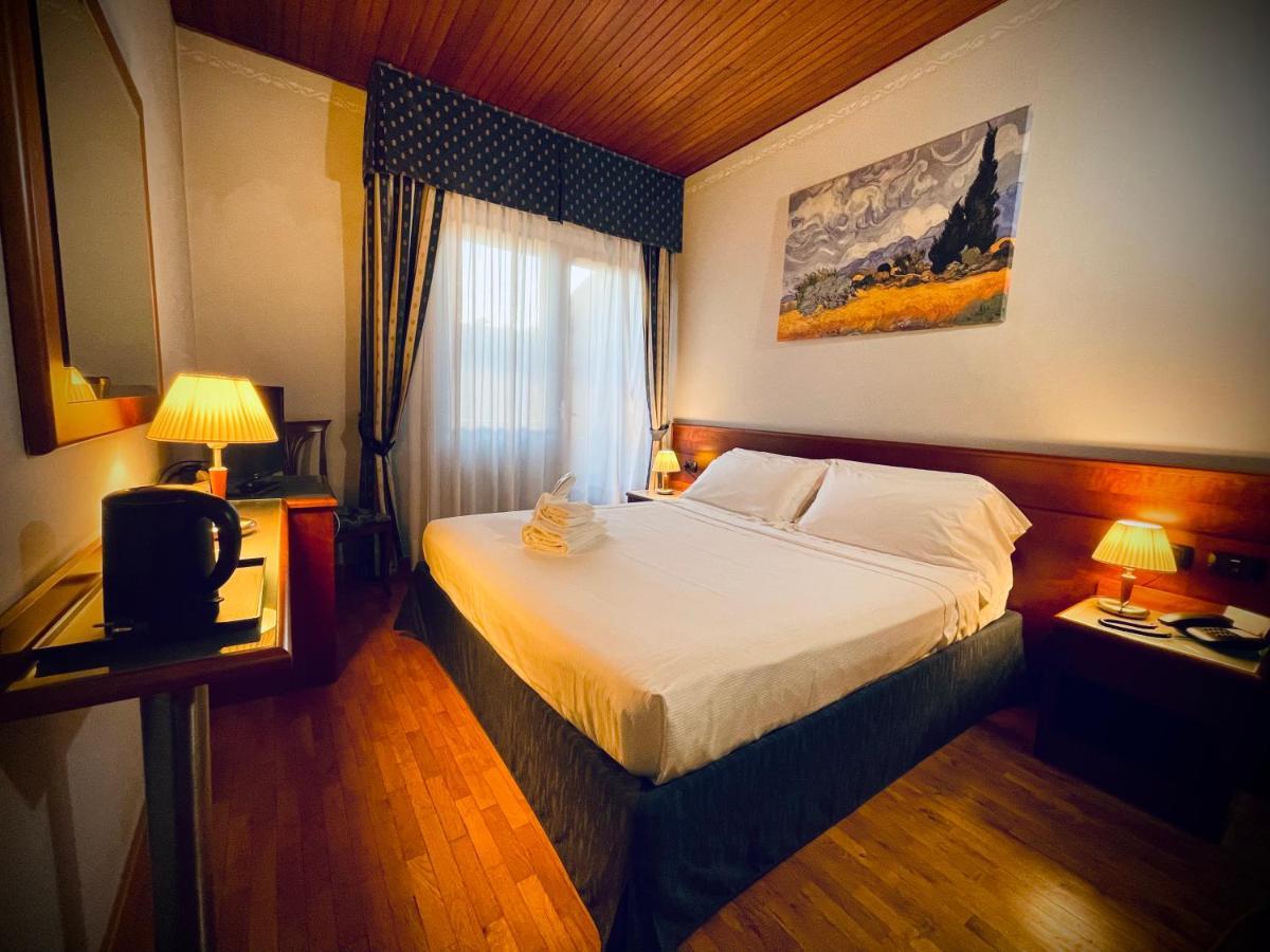Standard Single Room,1040525233:JPEG