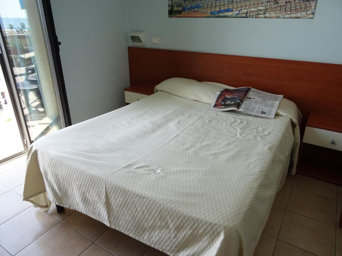 Triple Room Balcony Sea View