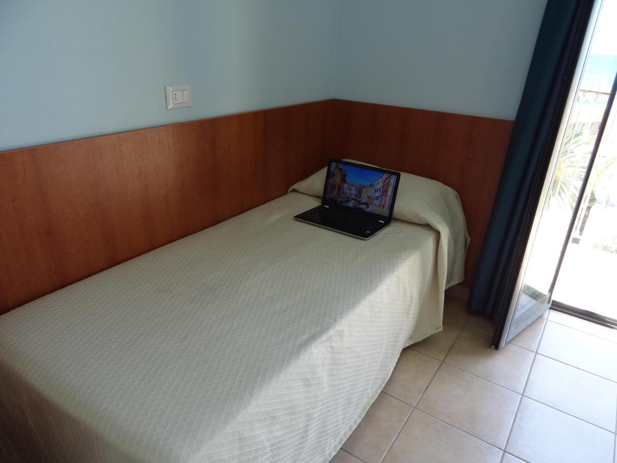 Triple Room Balcony Sea View