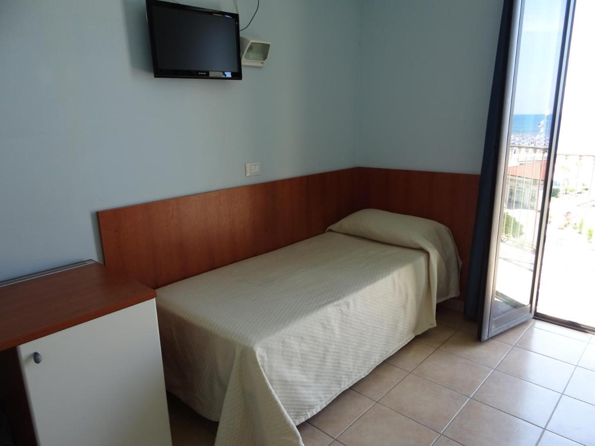 Triple Room Balcony Sea View