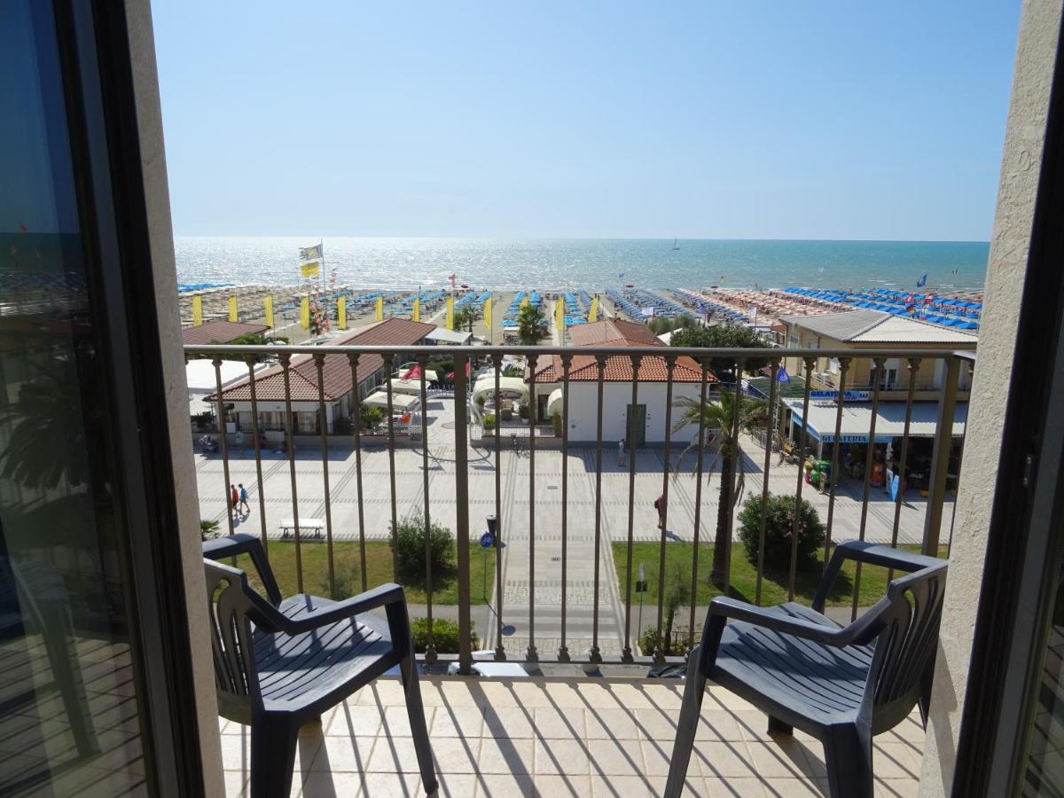 Triple Room Balcony Sea View