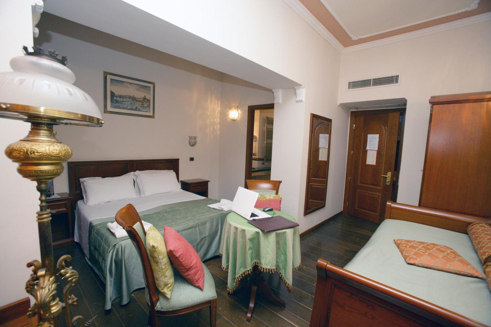 Junior Suite,1209509089:JPEG