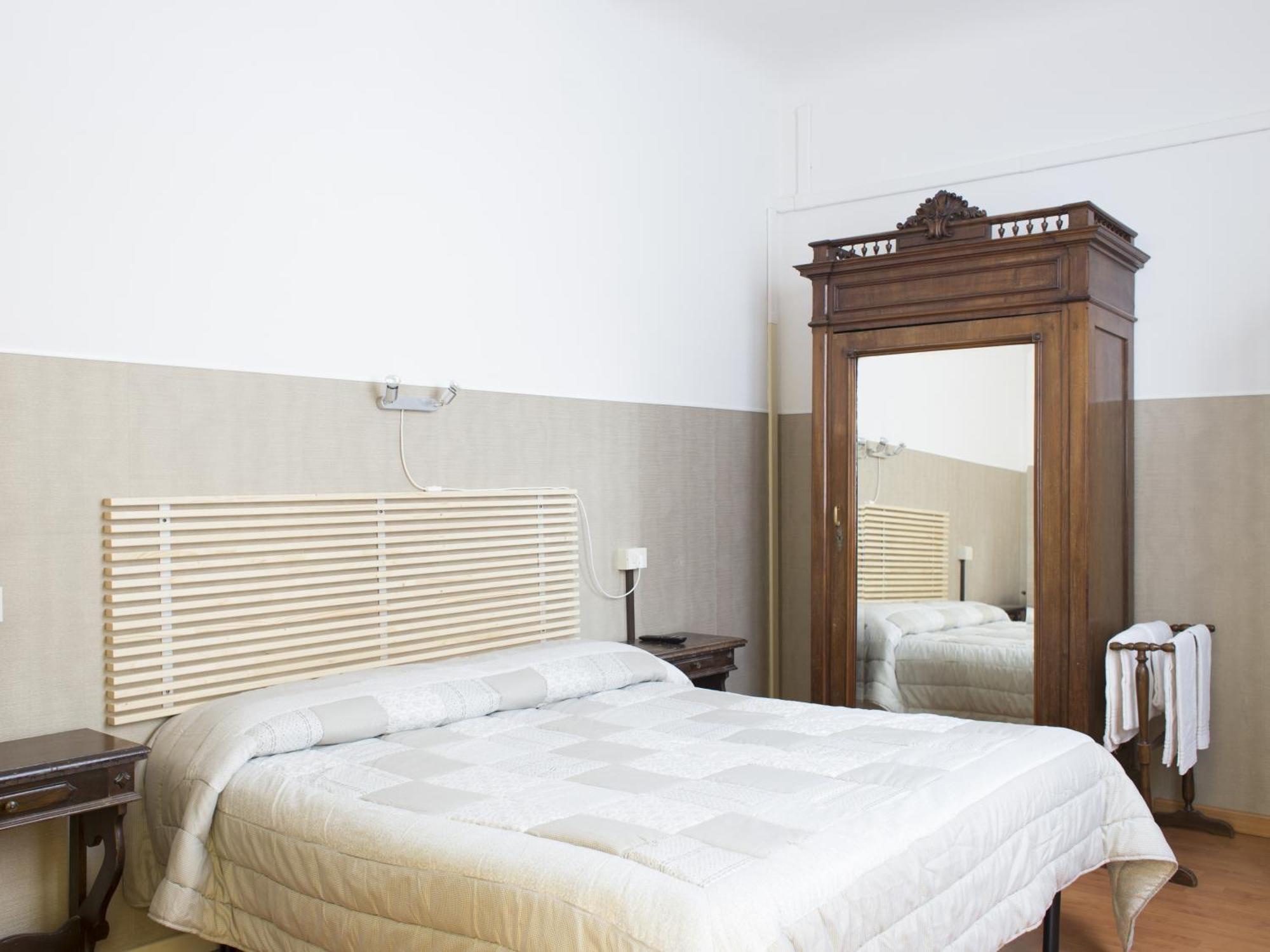 Double Room Private Bathroom