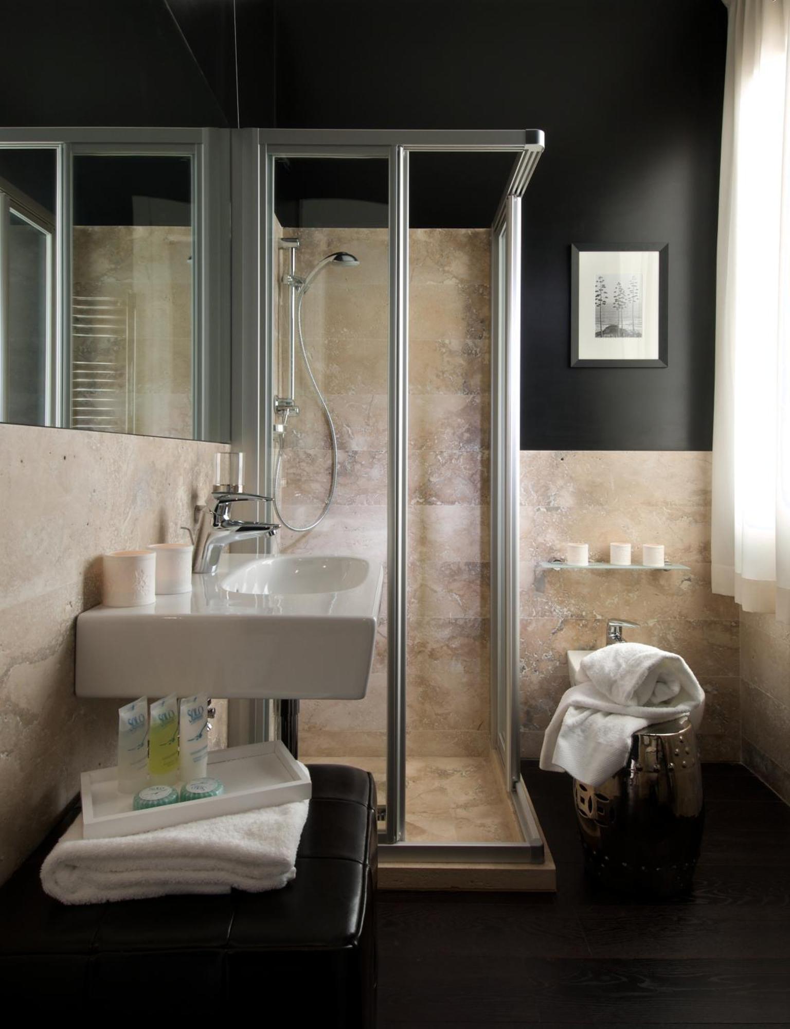 Deluxe Double Room Balcony Spa Access,1263247927:JPEG