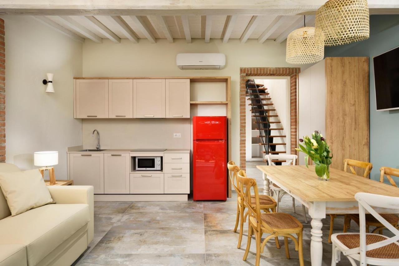 Two-Bedroom Apartment,1237519462:JPEG
