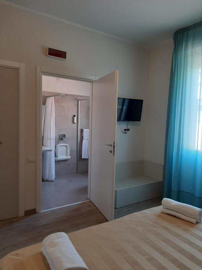 Double Room Disability Access,1253384302:JPEG
