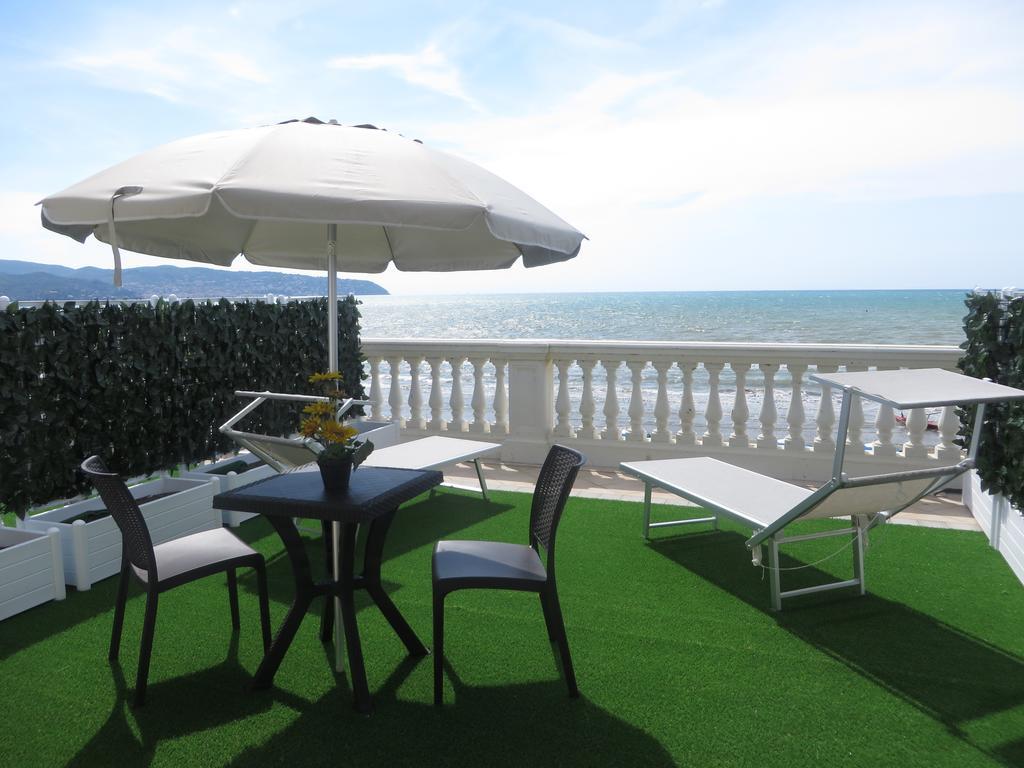 Triple Room Sea View,1563299377:JPEG