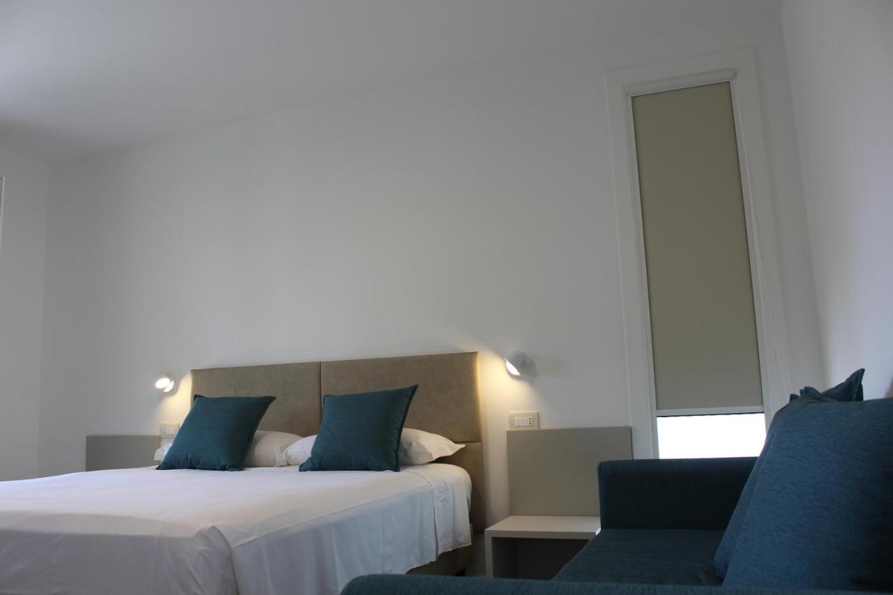 Large Double or Twin Room,1267847452:JPEG