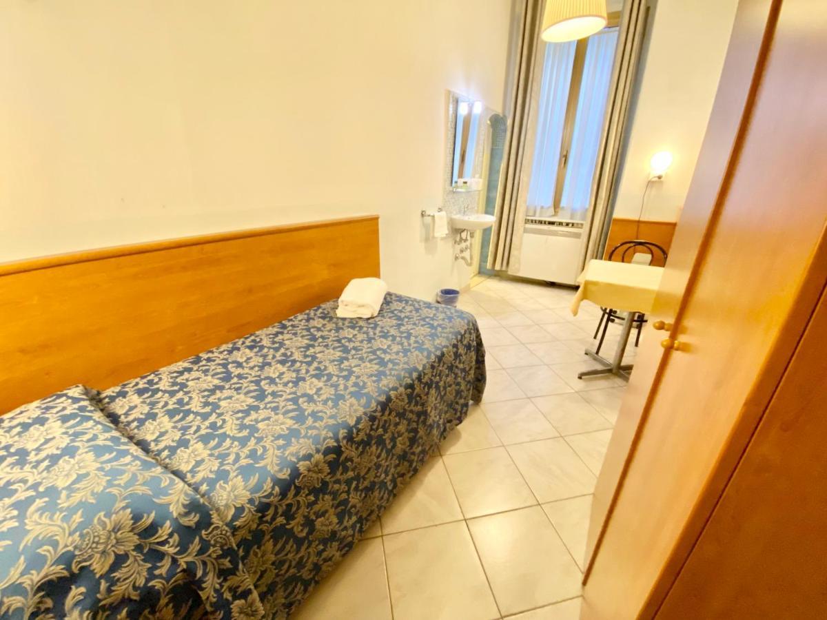 Economy Single Room