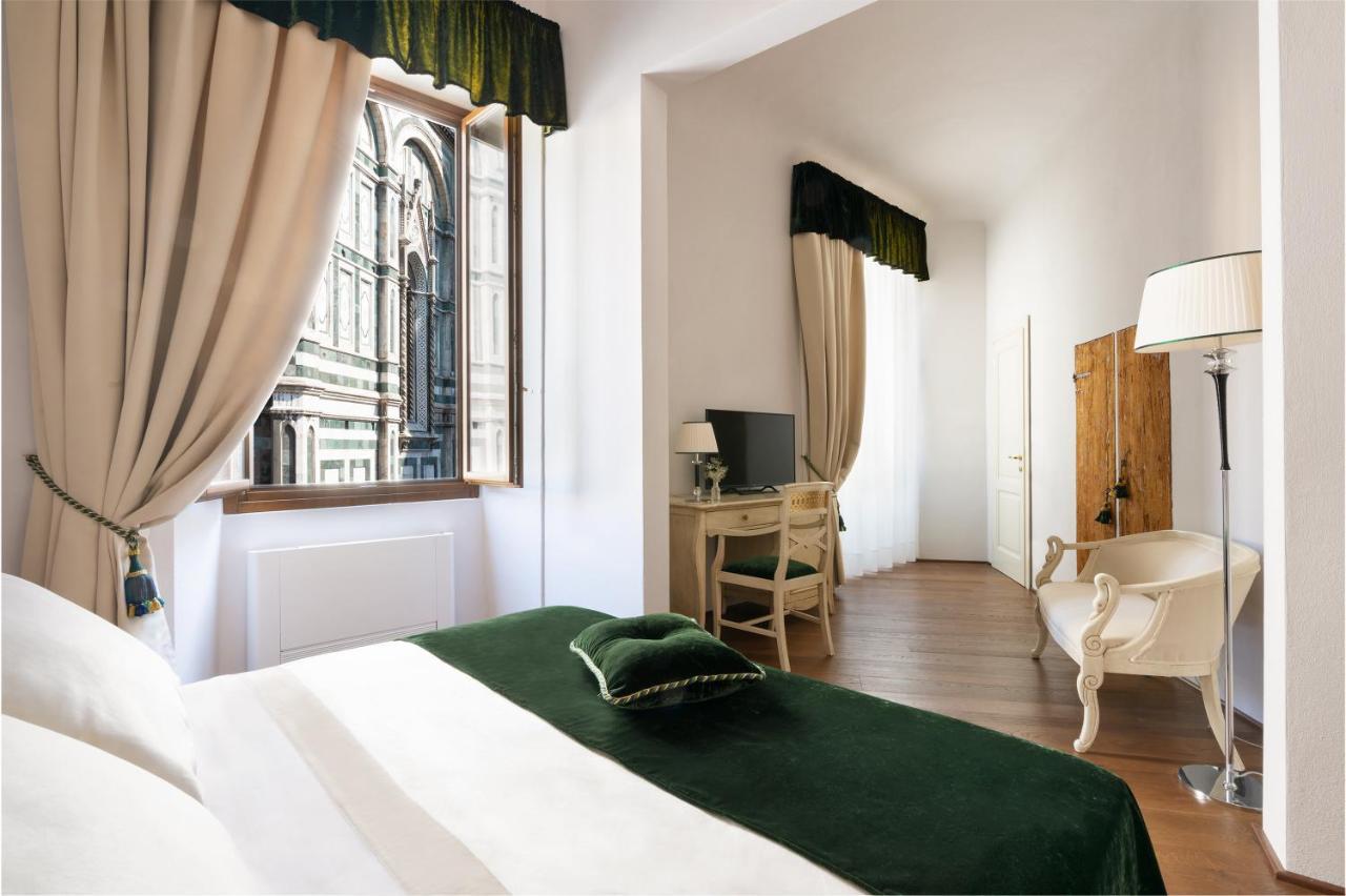 Double Room,1350144739:JPEG