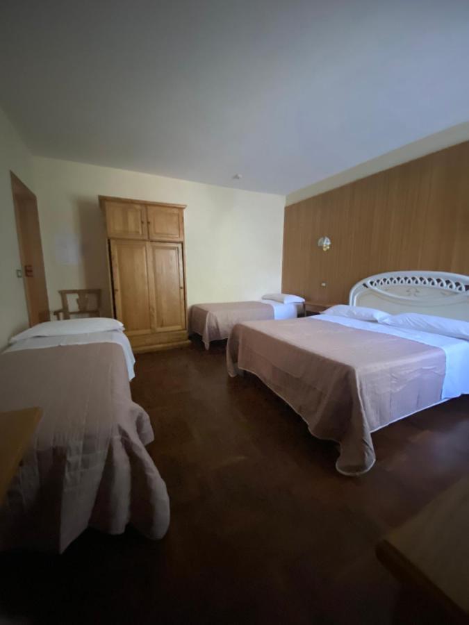 Classic Quadruple Room,1288080166:JPEG