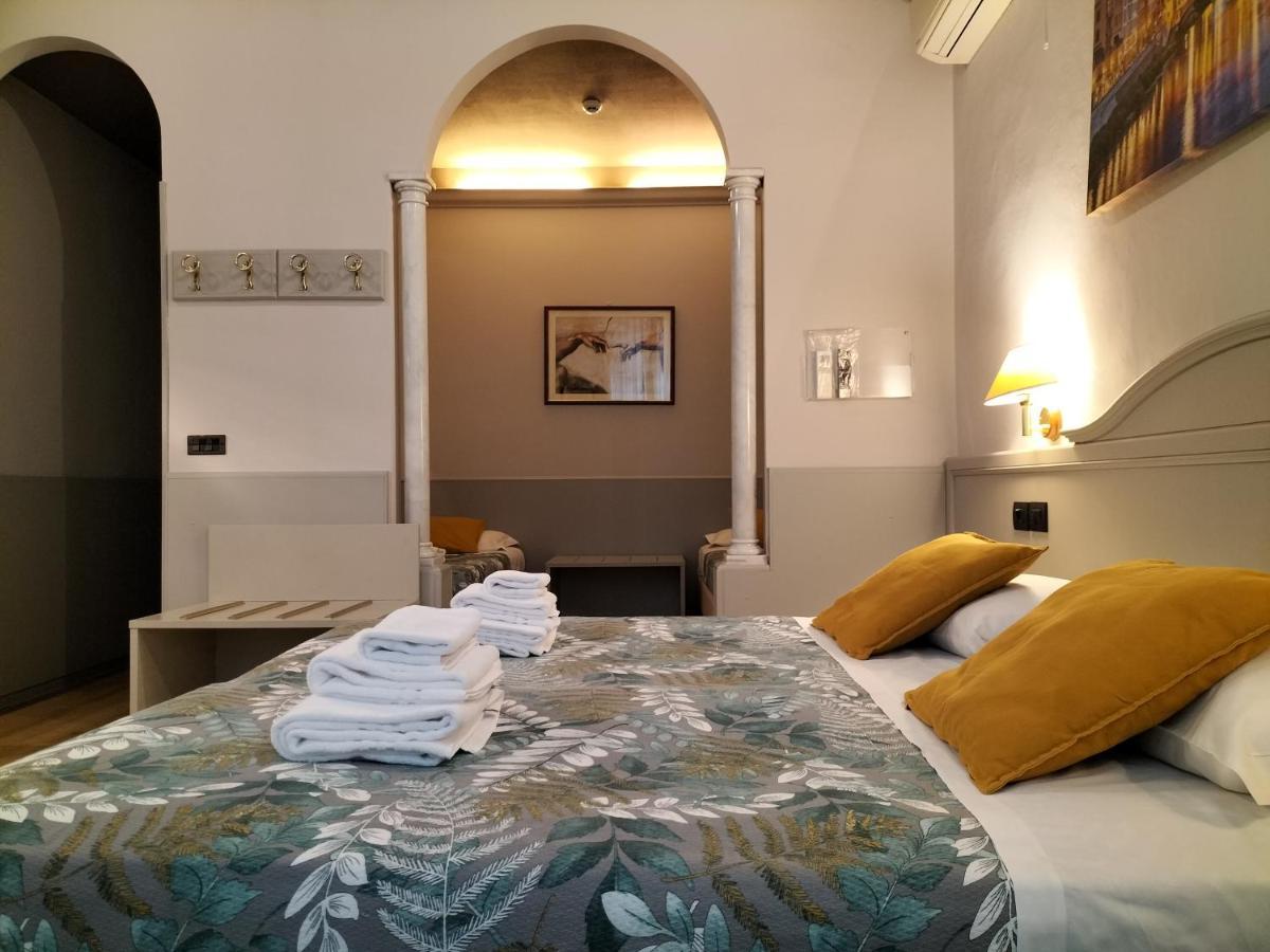 Classic Quadruple Room
