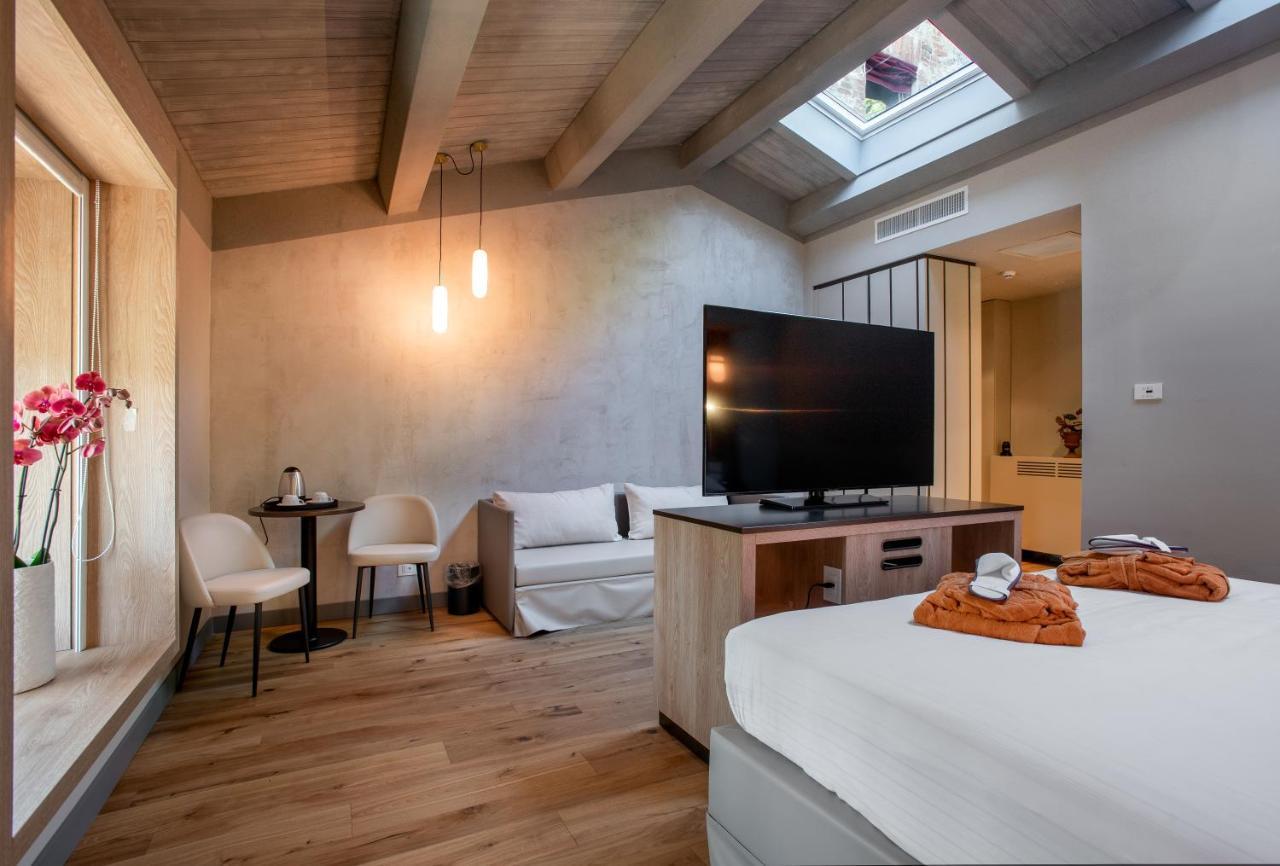 Luxury Quadruple Room,1316003281:JPEG