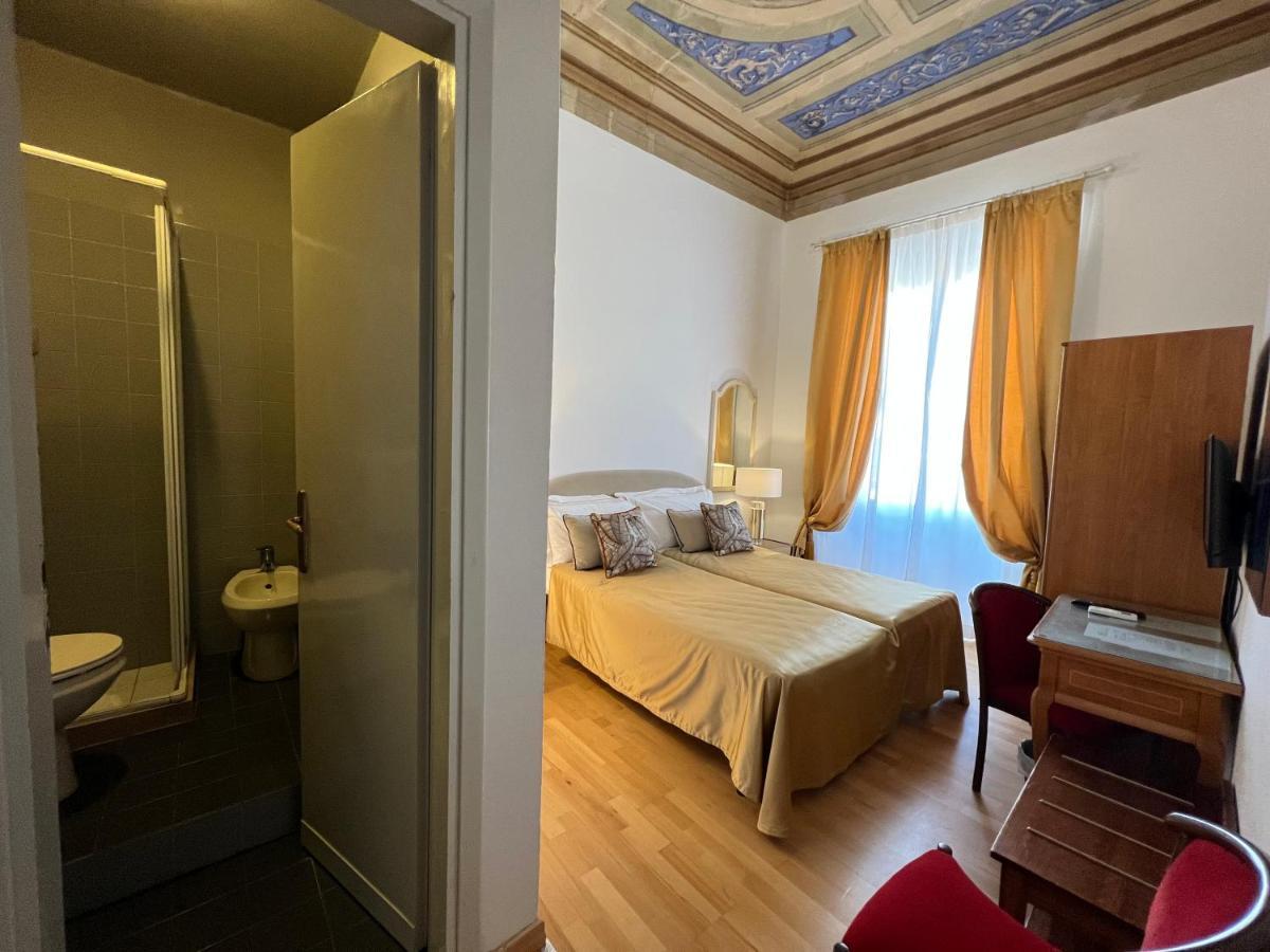 Deluxe Double or Twin Room City View