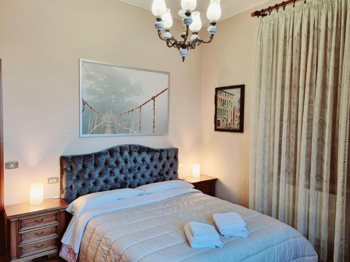 Double Room Private External Bathroom
