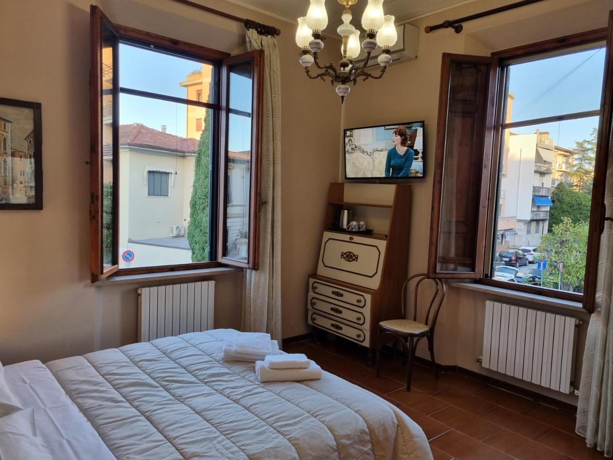 Double Room Private External Bathroom