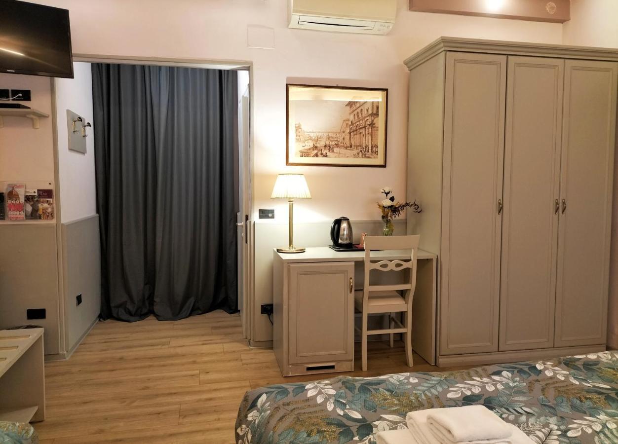 Classic Triple Room