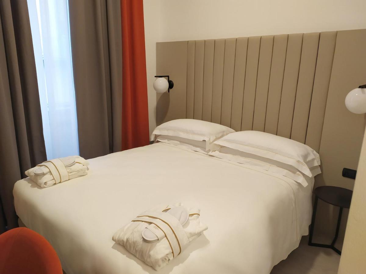 Small Double Room,1358197202:JPEG