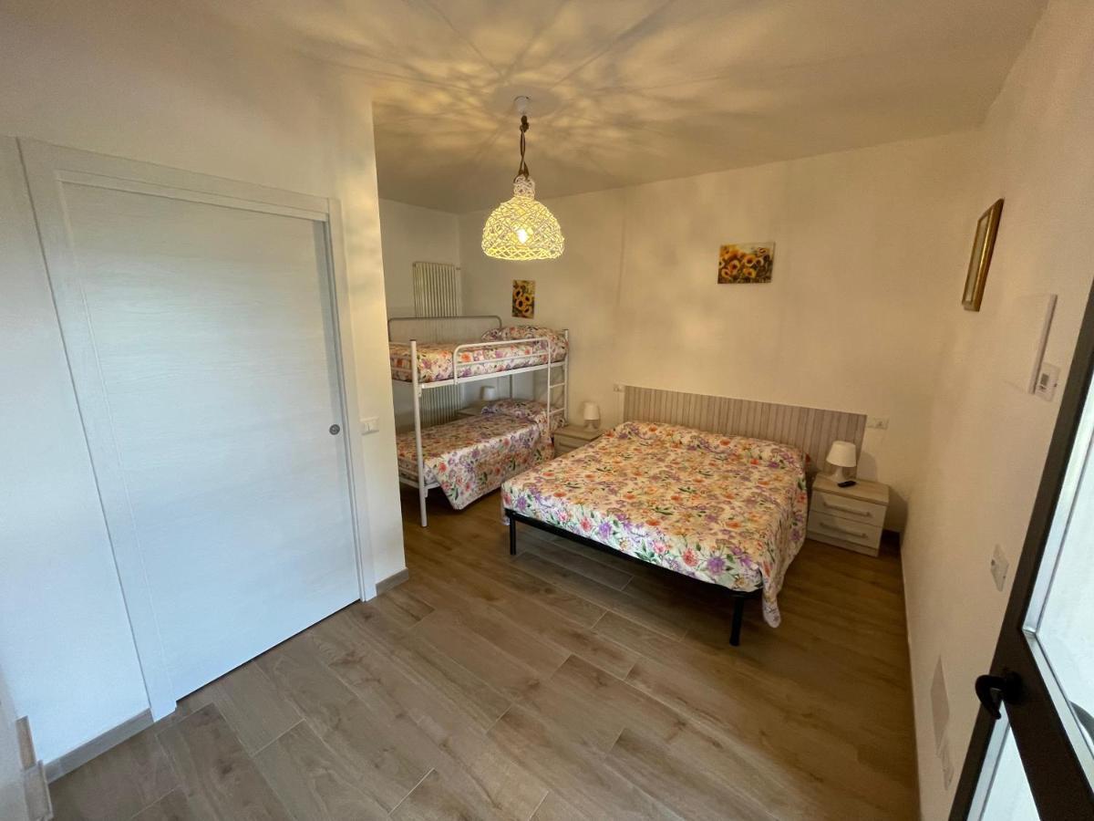 Family Room,1370869274:JPEG
