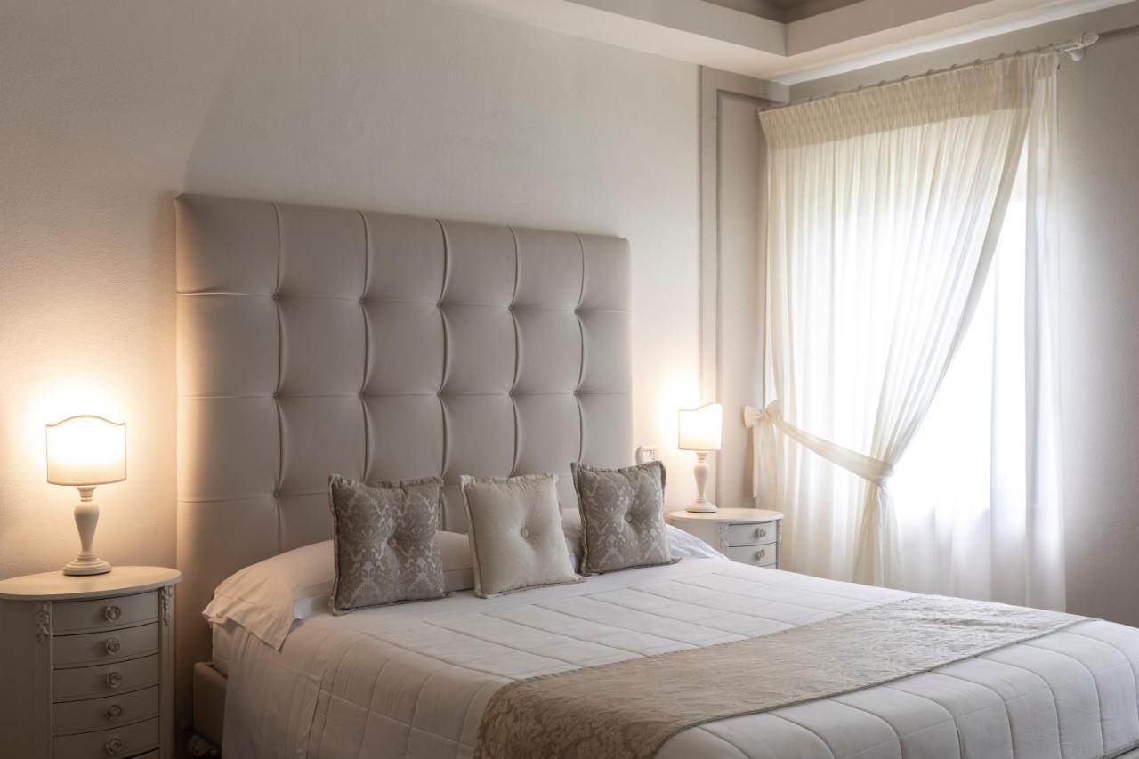 Deluxe Junior Suite,1279689481:JPEG