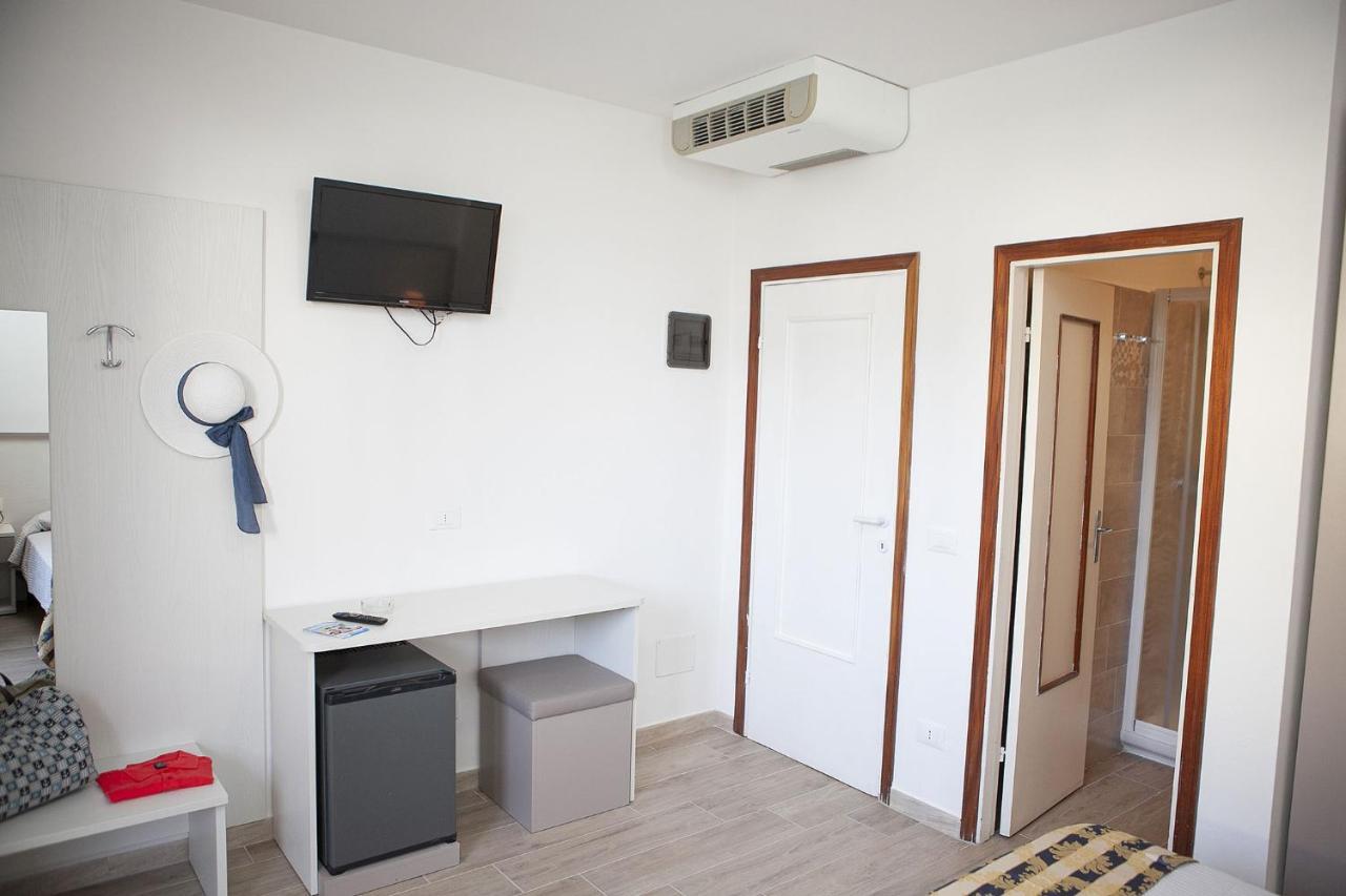 Double or Twin Room,1388471195:JPEG