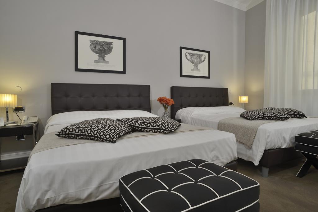 Classic Quadruple Room