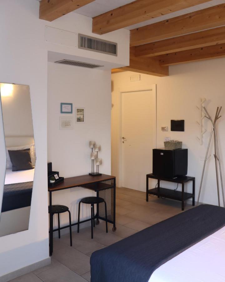 Double Room,1419323106:JPEG