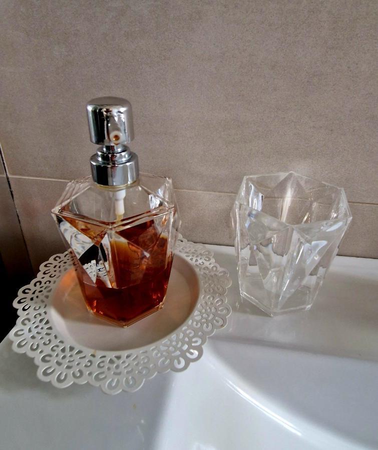 Double Room Private Bathroom,1466446307:JPEG