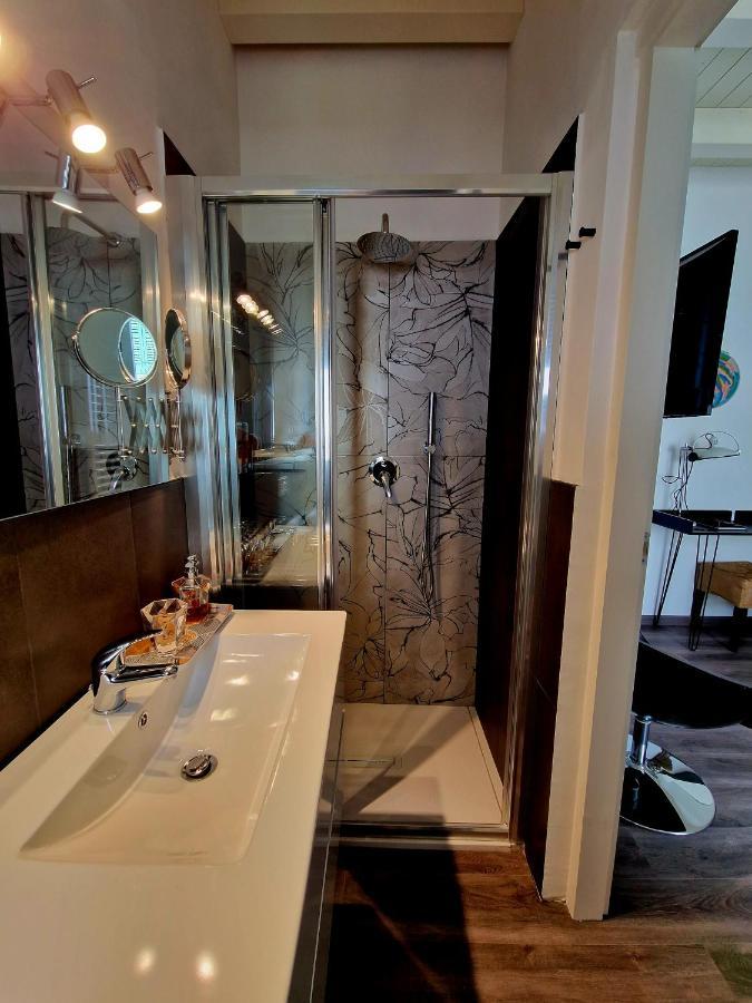 Double or Twin Room Private Bathroom