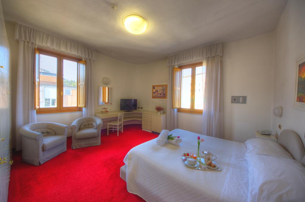 Triple Room,402286095:JPEG