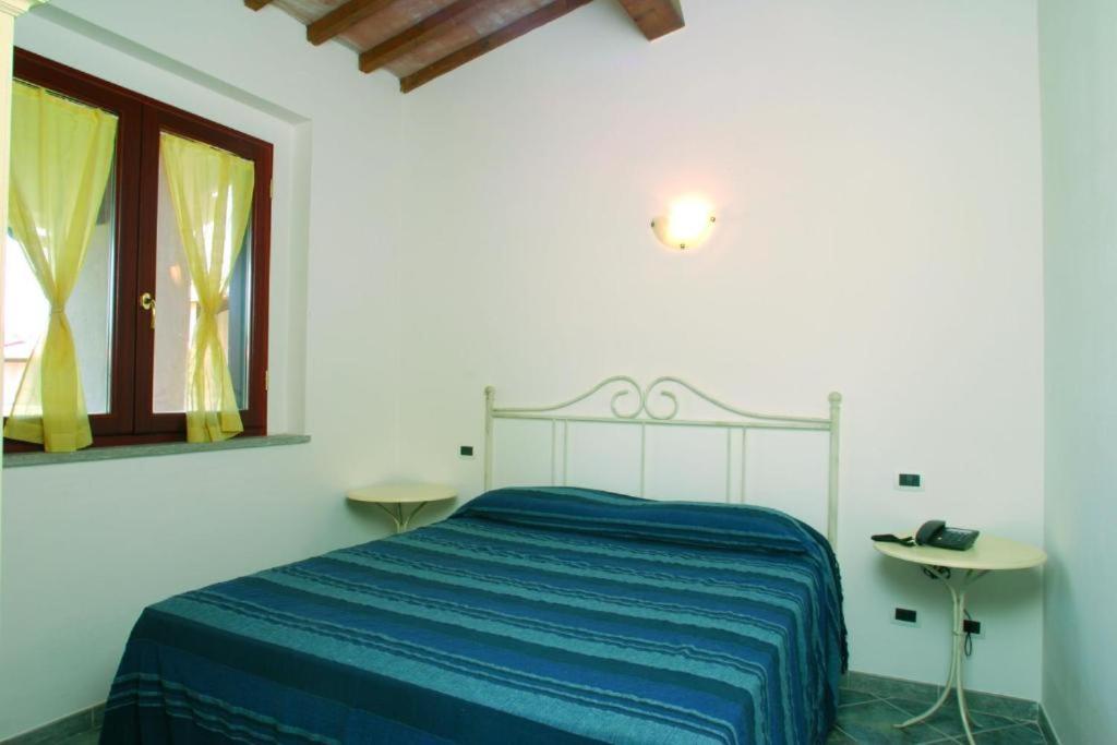 Two-Bedroom Apartment,1498969951:JPEG