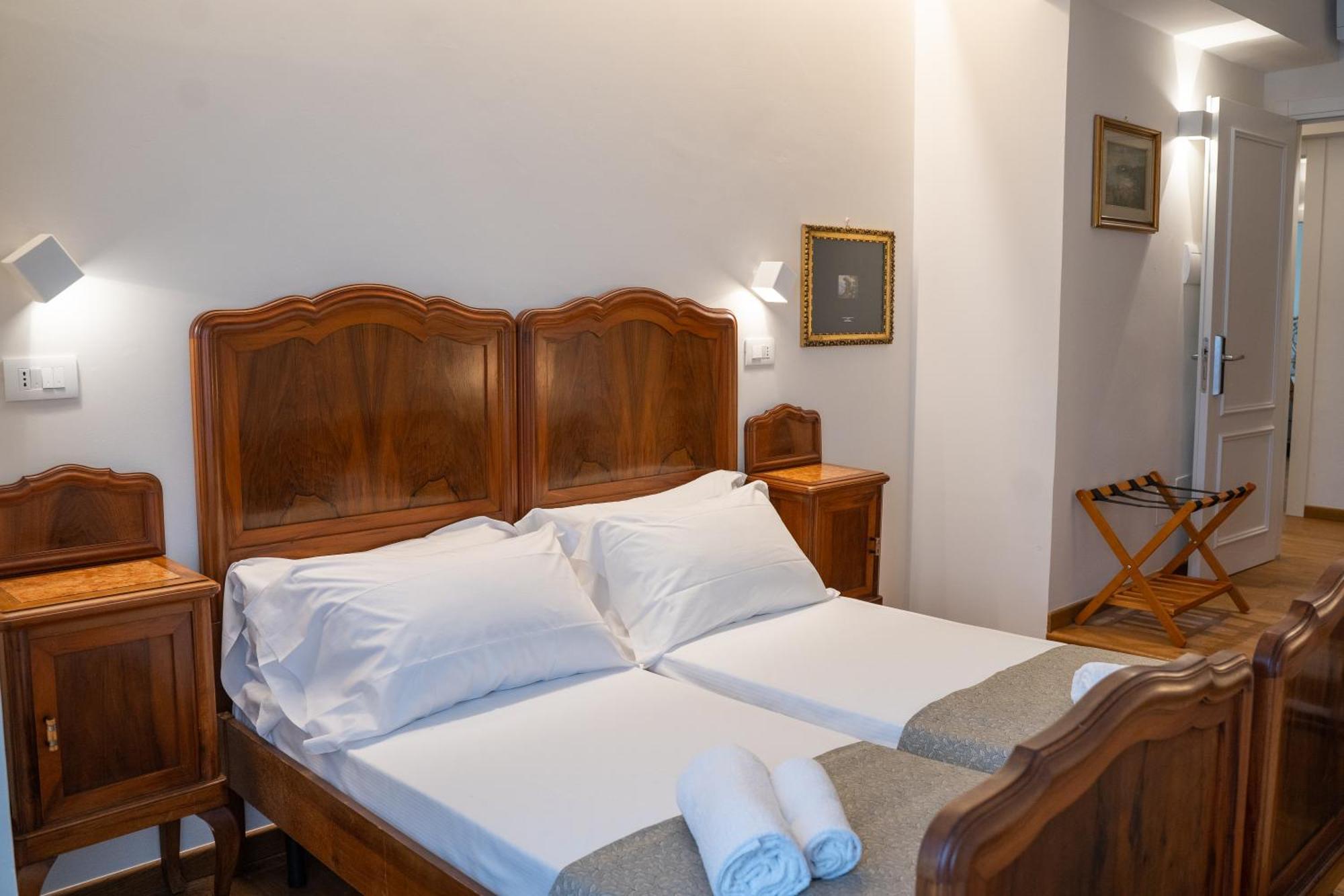 Standard Twin Room,1506300139:JPEG